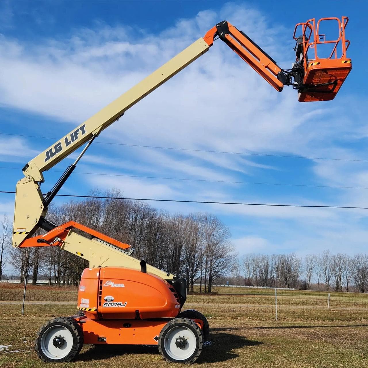 JLG 600AJ